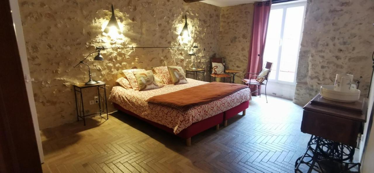 Le Mimosa Bed and Breakfast Saint-Saturnin-de-Lucian Exteriör bild